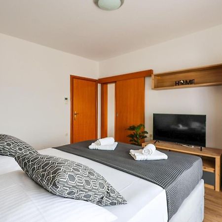 Apartments Jasna Crikvenica Eksteriør billede