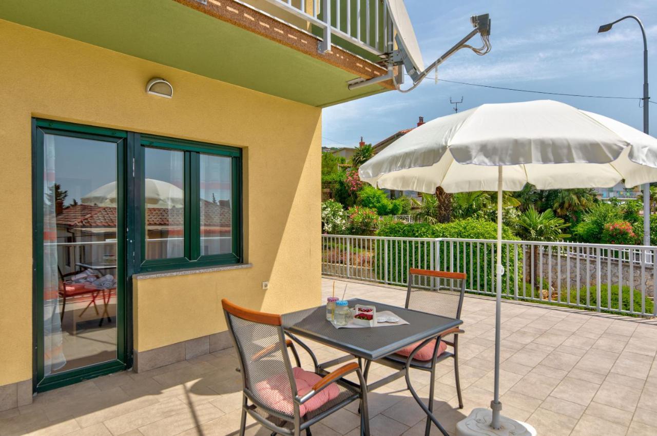 Apartments Jasna Crikvenica Eksteriør billede